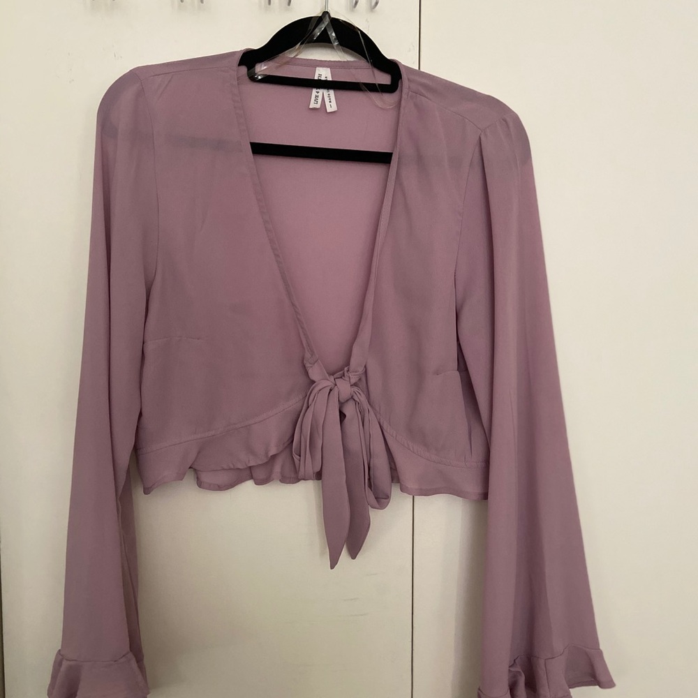 Super cute crop and wrap shirt